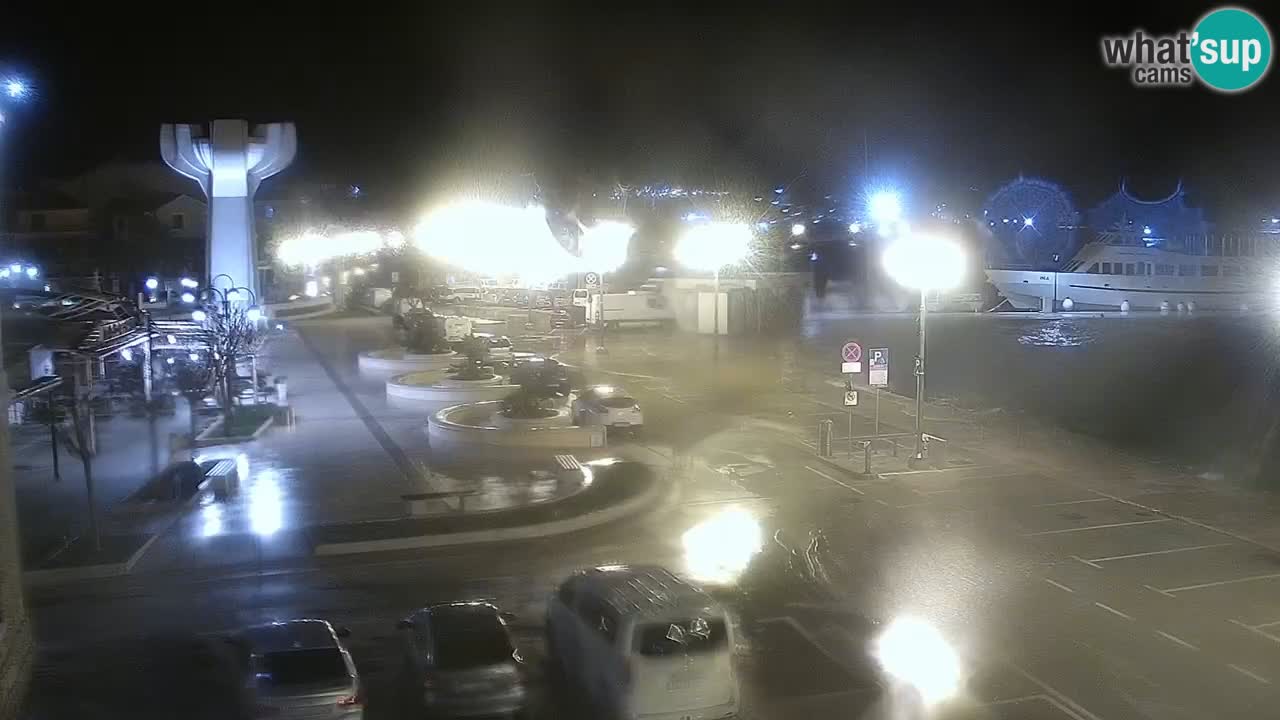 Vodice spletna kamera – marina in riva