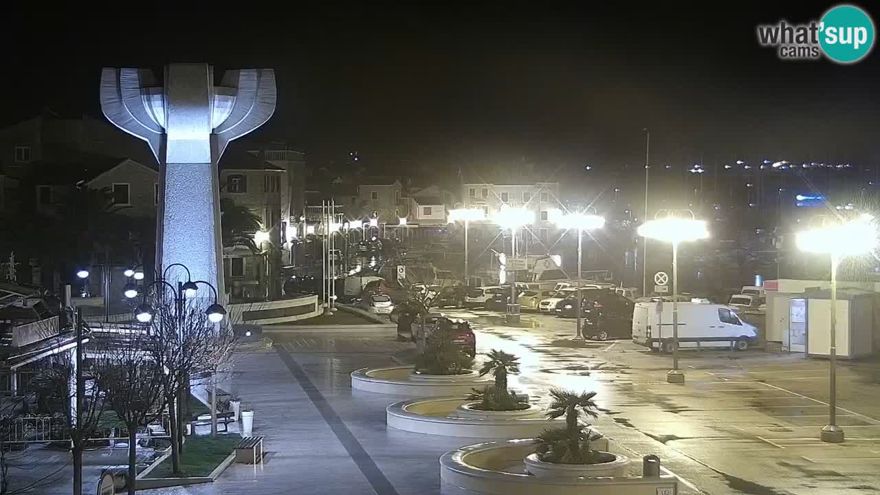 Vodice spletna kamera – marina in riva