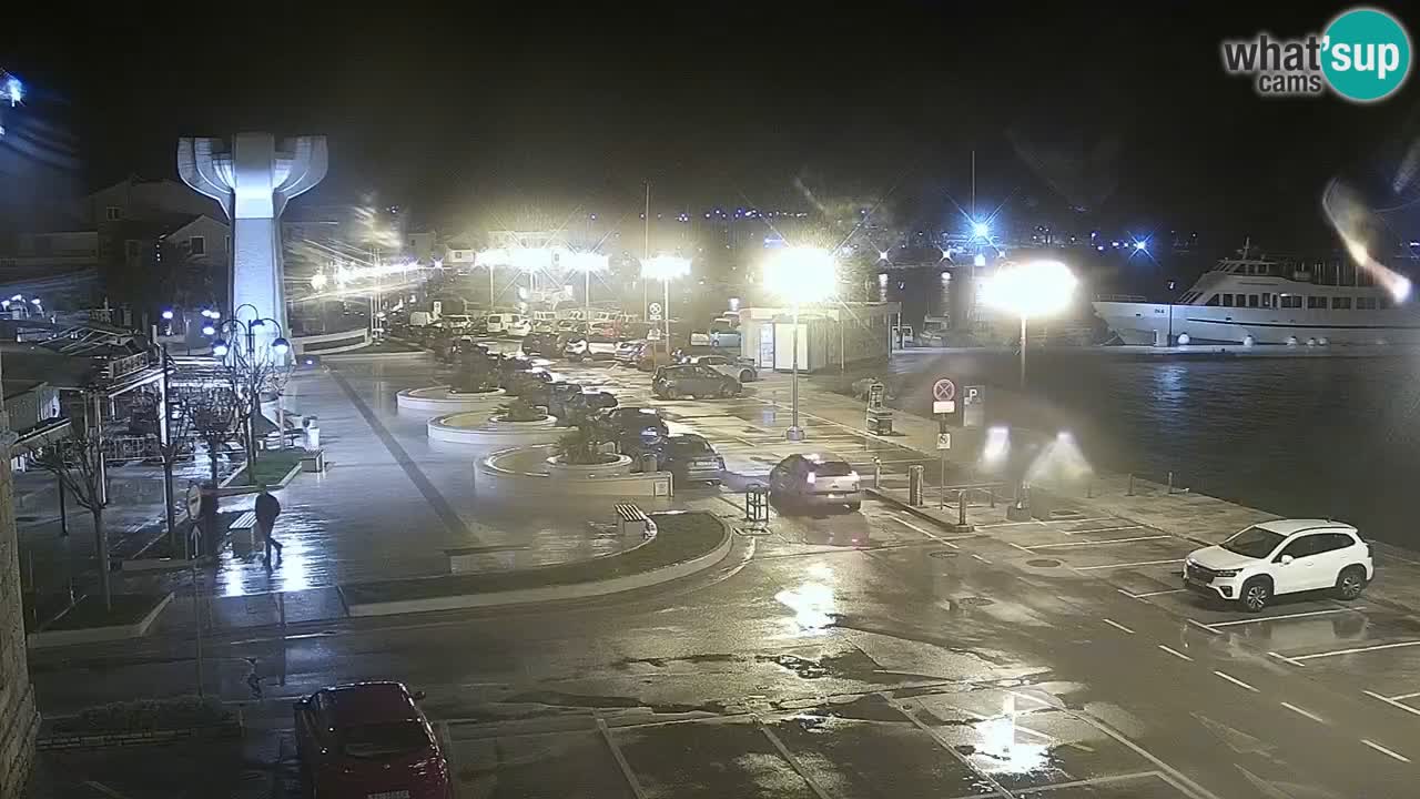 Vodice spletna kamera – marina in riva