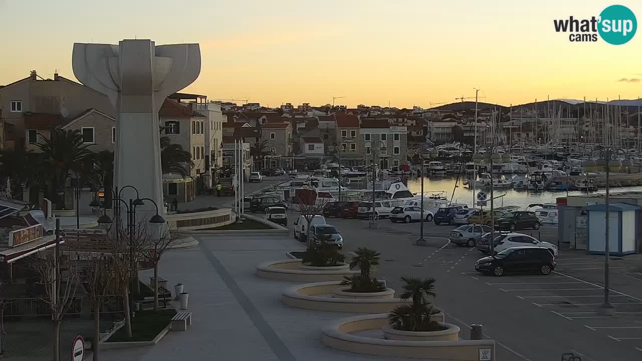 Vodice web kamera – marina i riva
