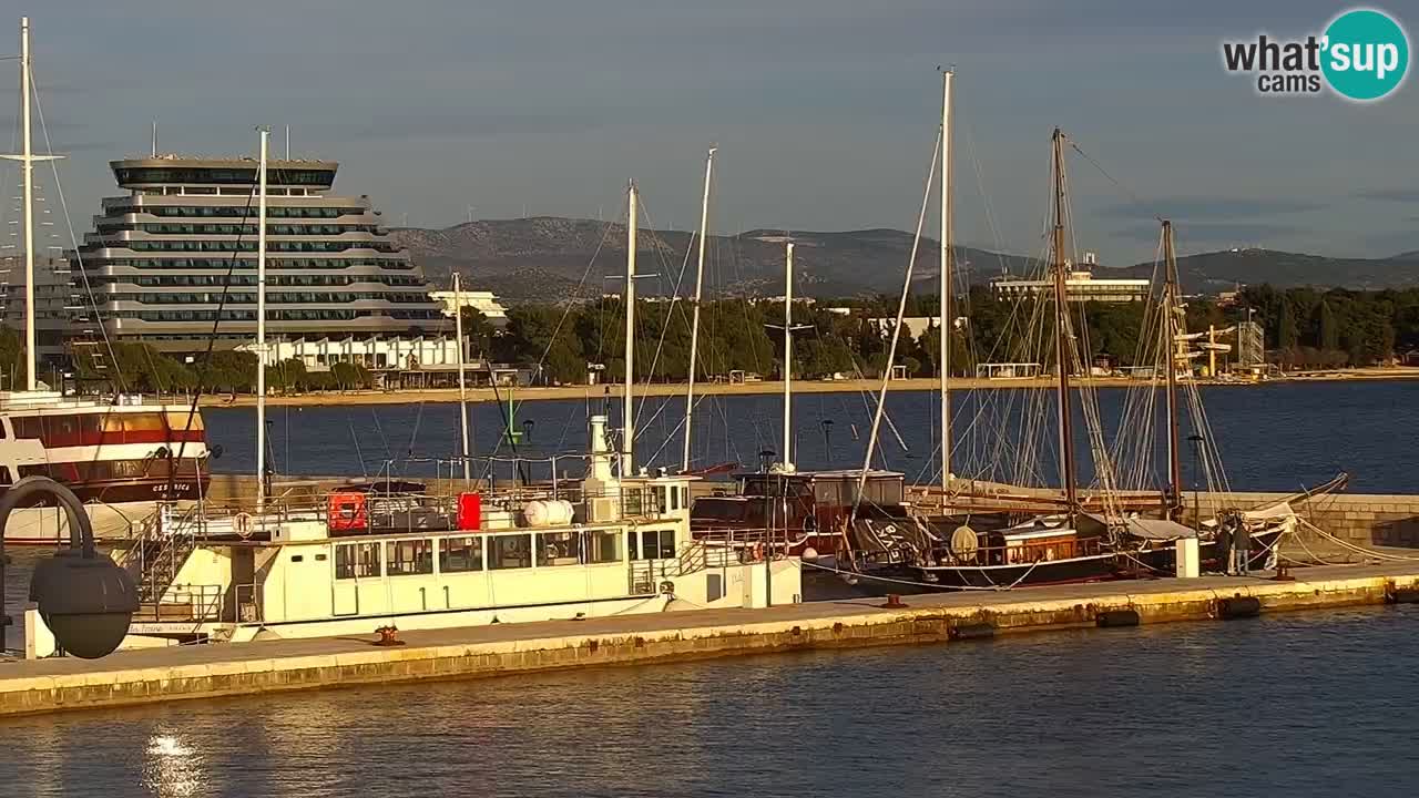 Vodice spletna kamera – marina in riva