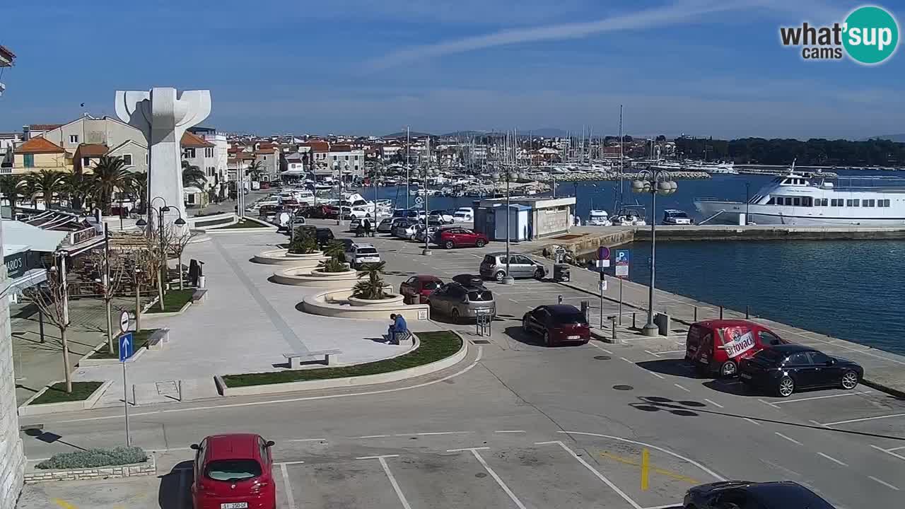 Vodice spletna kamera – marina in riva