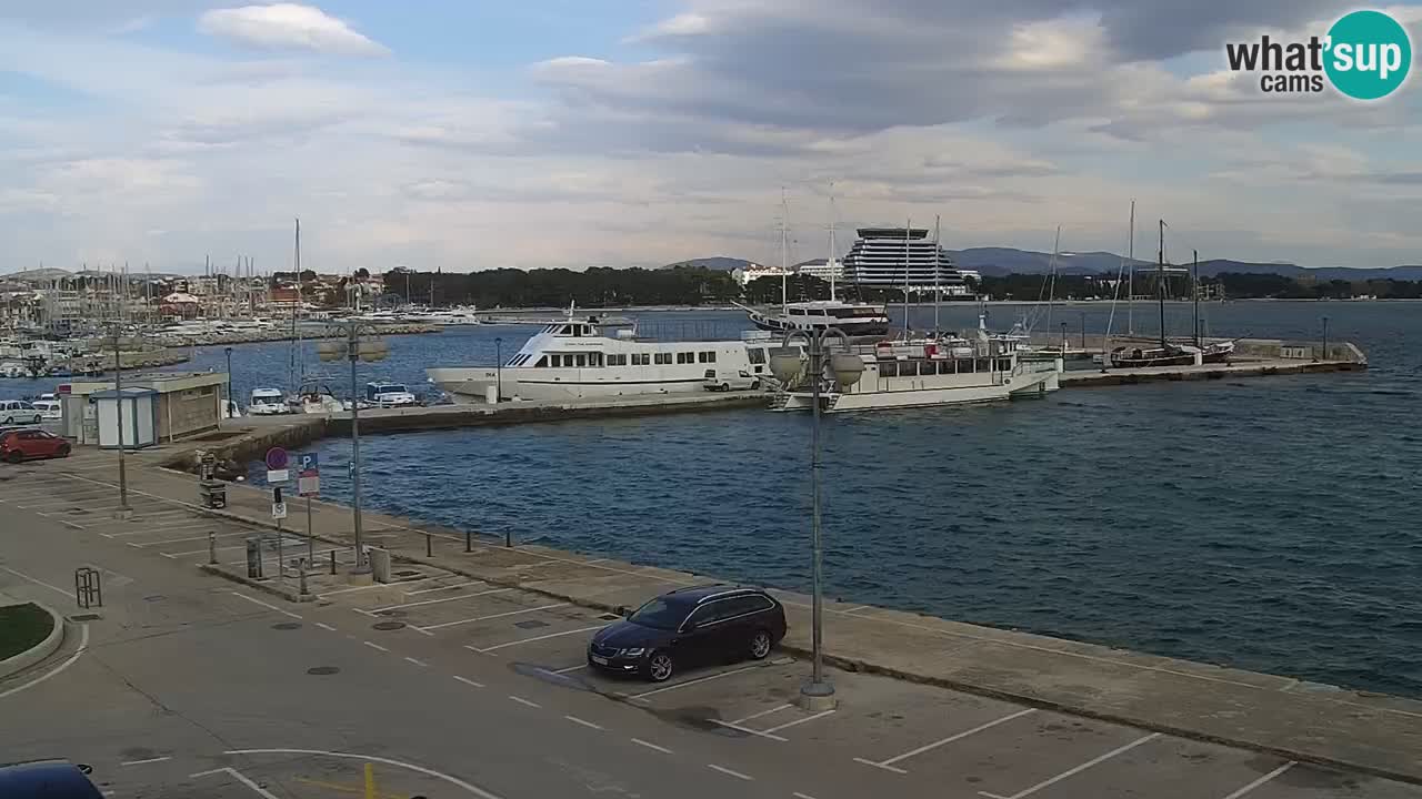 Vodice spletna kamera – marina in riva
