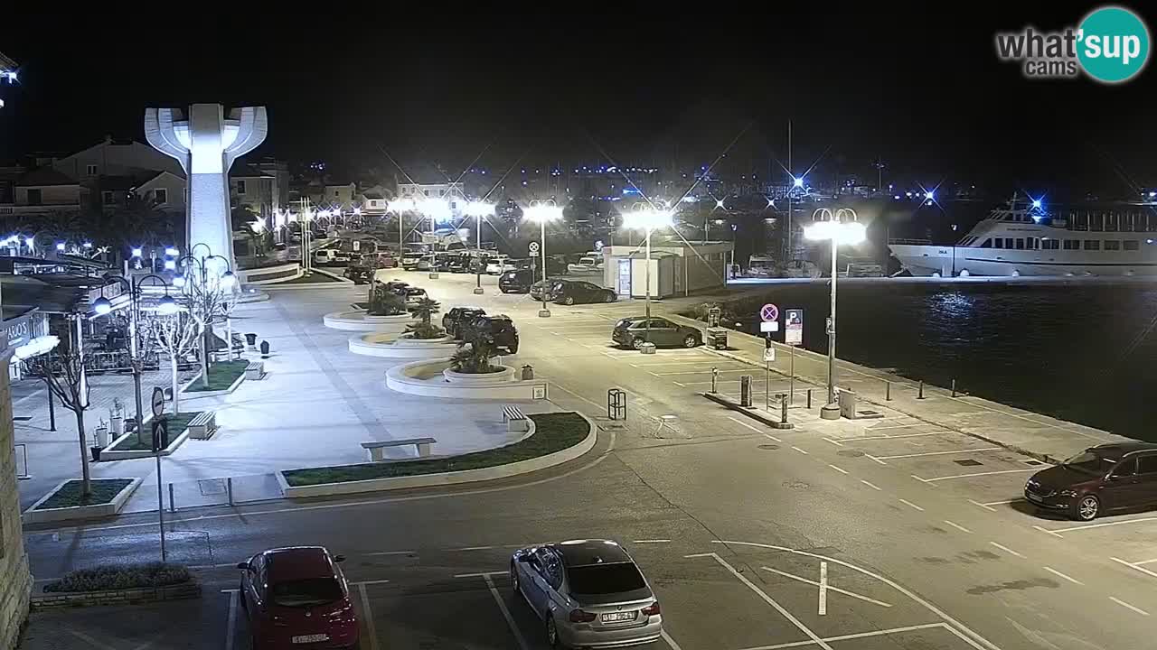 Vodice spletna kamera – marina in riva