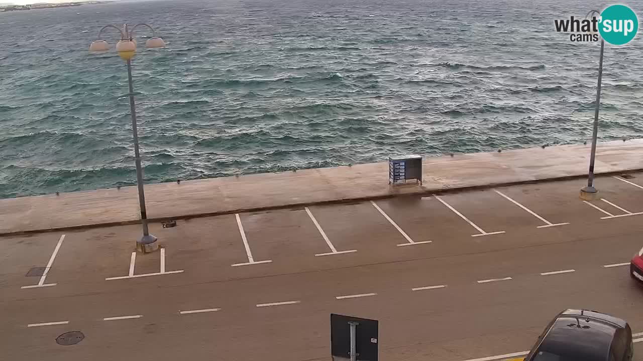 Vodice spletna kamera – marina in riva