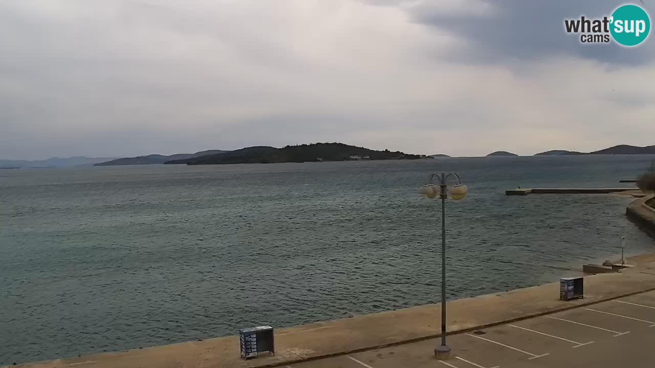 Vodice spletna kamera – marina in riva