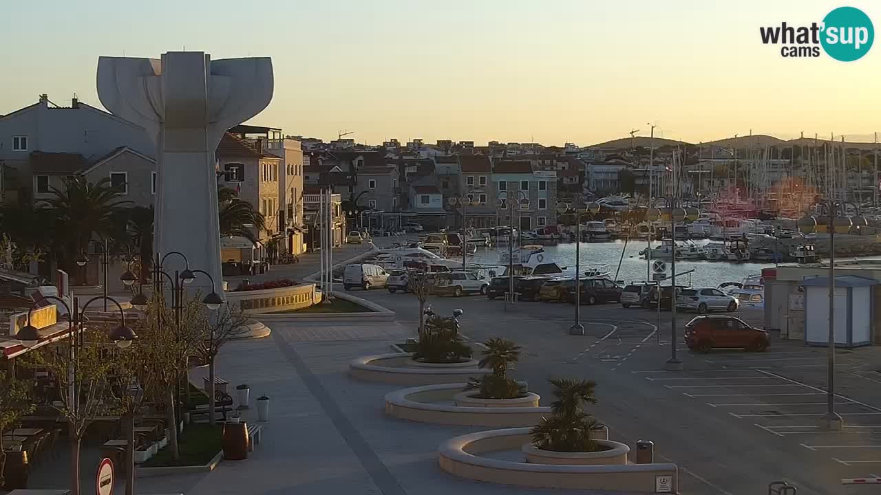 Vodice spletna kamera – marina in riva