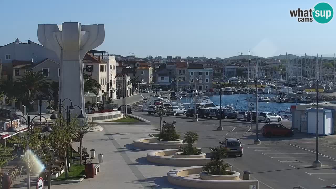 Vodice spletna kamera – marina in riva