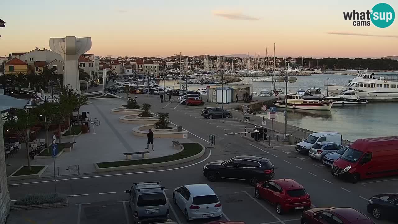 Vodice web kamera – marina i riva