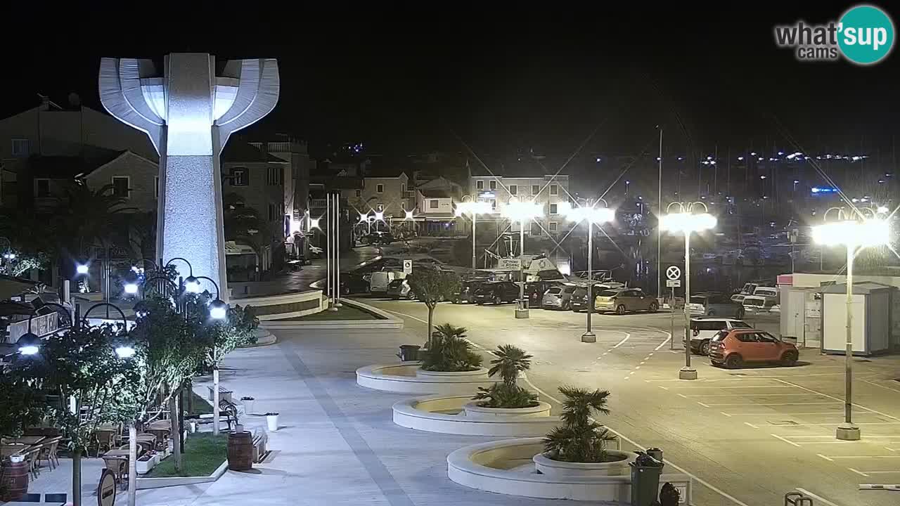 Vodice spletna kamera – marina in riva