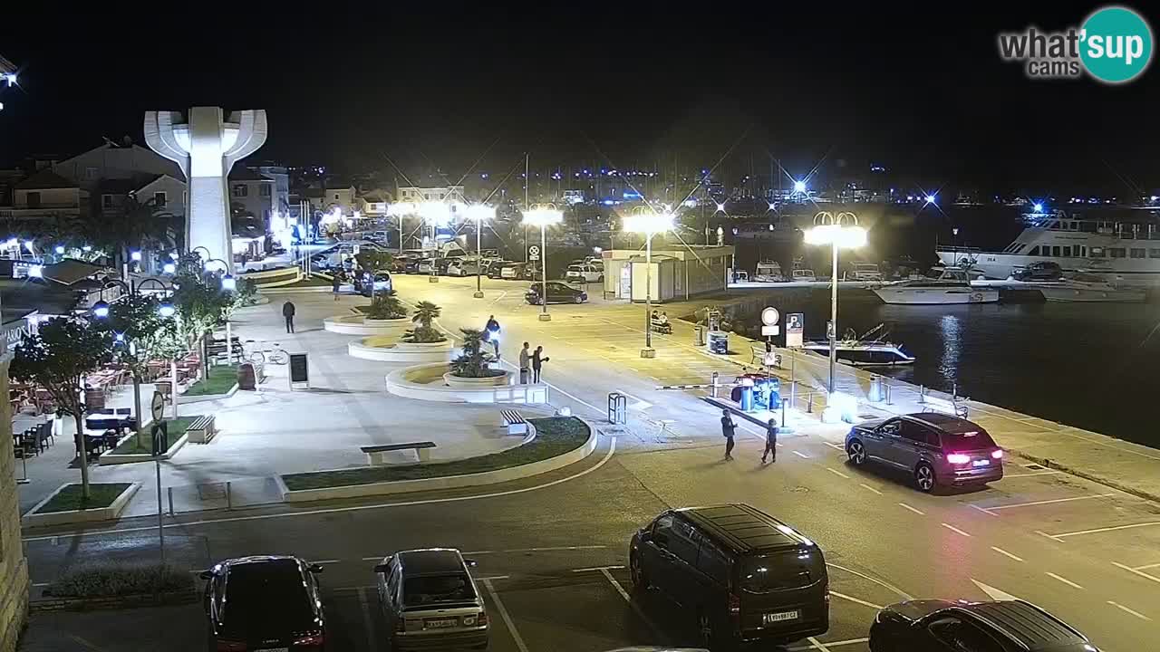 Vodice spletna kamera – marina in riva