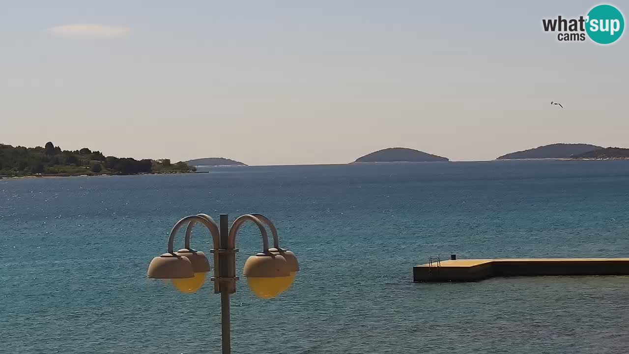 Vodice spletna kamera – marina in riva
