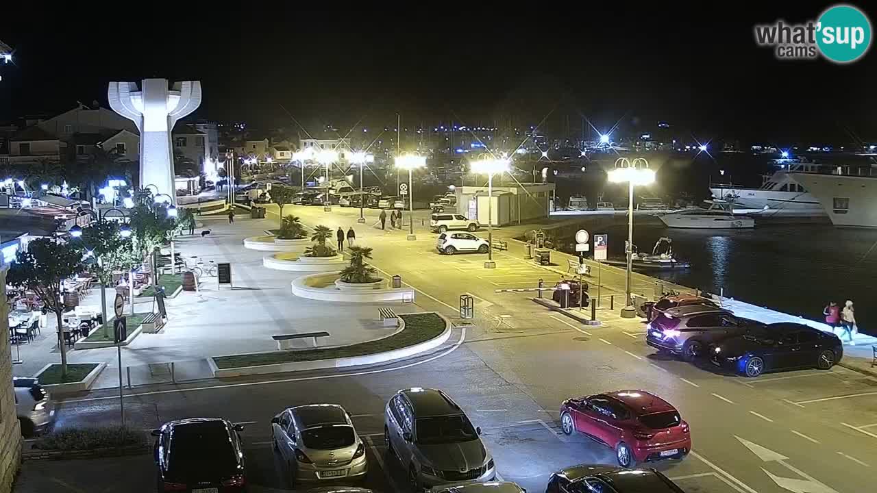 Vodice spletna kamera – marina in riva
