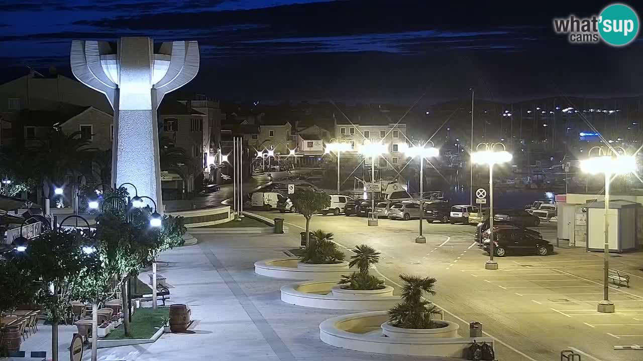 Vodice spletna kamera – marina in riva