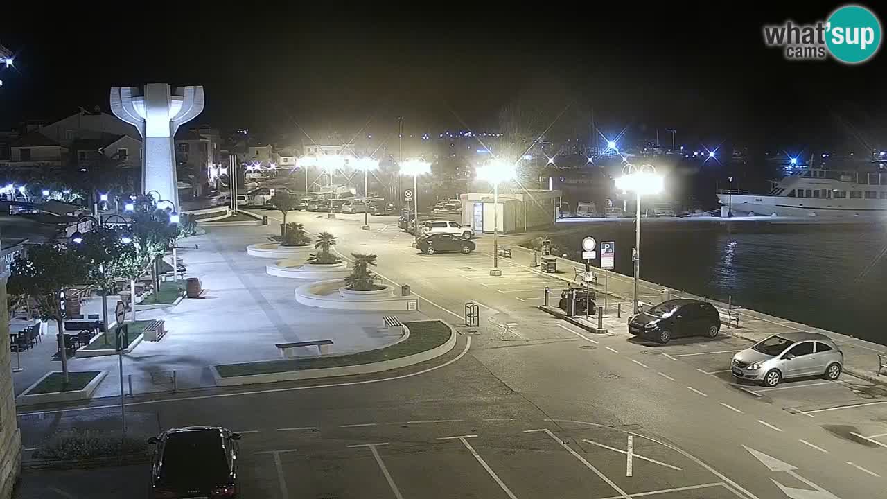 Vodice spletna kamera – marina in riva