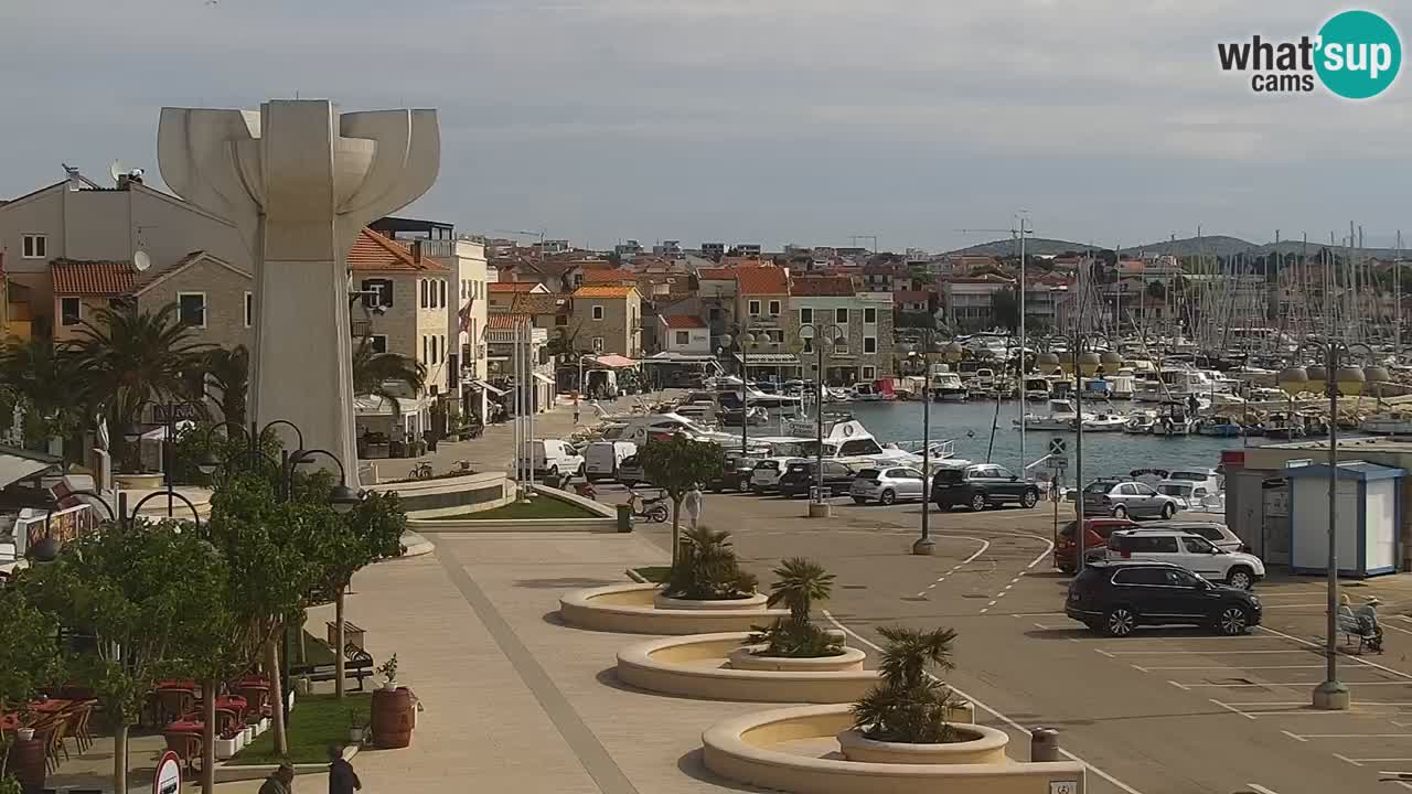 Vodice spletna kamera – marina in riva