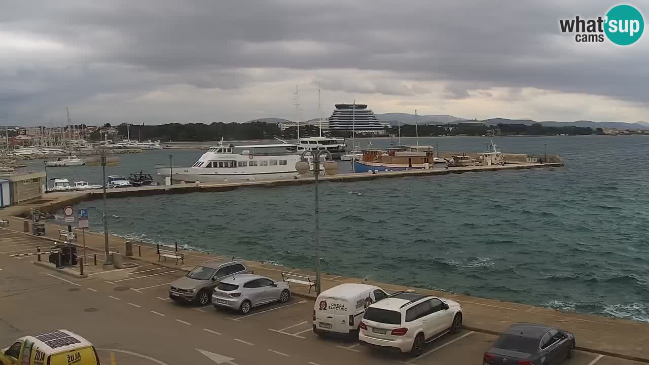 Vodice spletna kamera – marina in riva