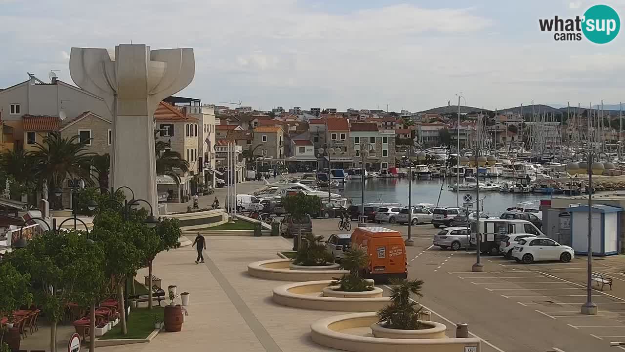 Vodice spletna kamera – marina in riva