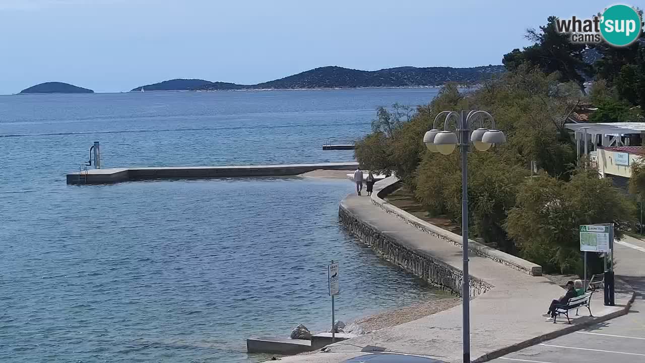 Vodice spletna kamera – marina in riva