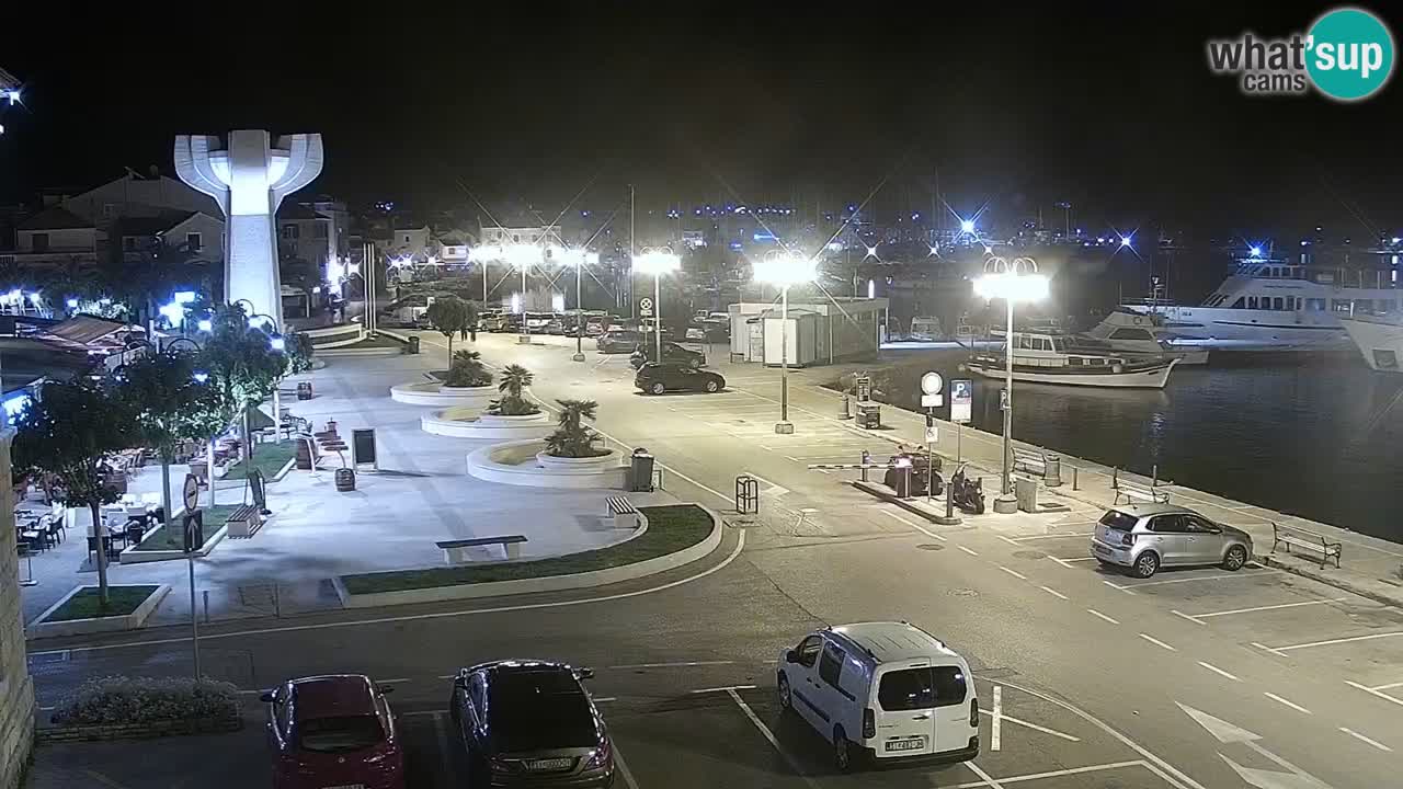 Vodice spletna kamera – marina in riva