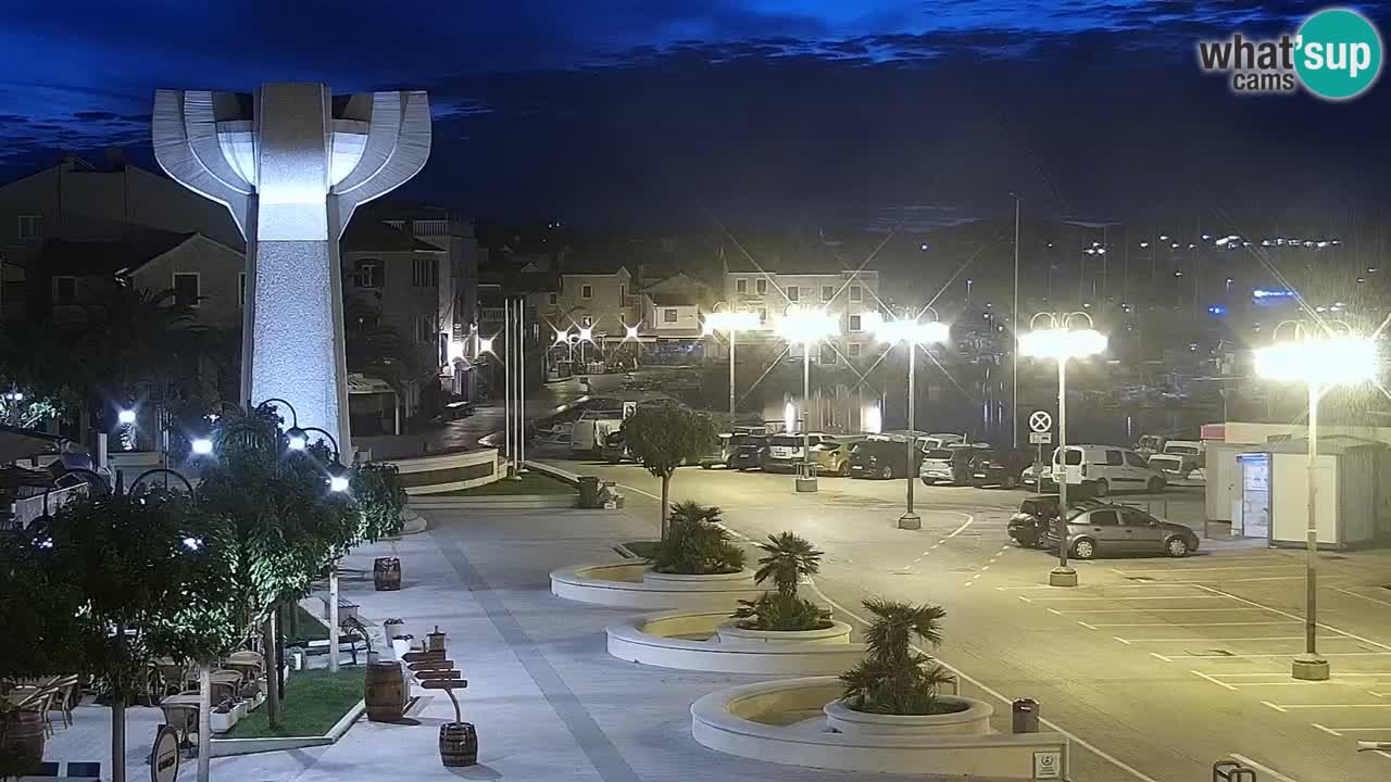Vodice spletna kamera – marina in riva