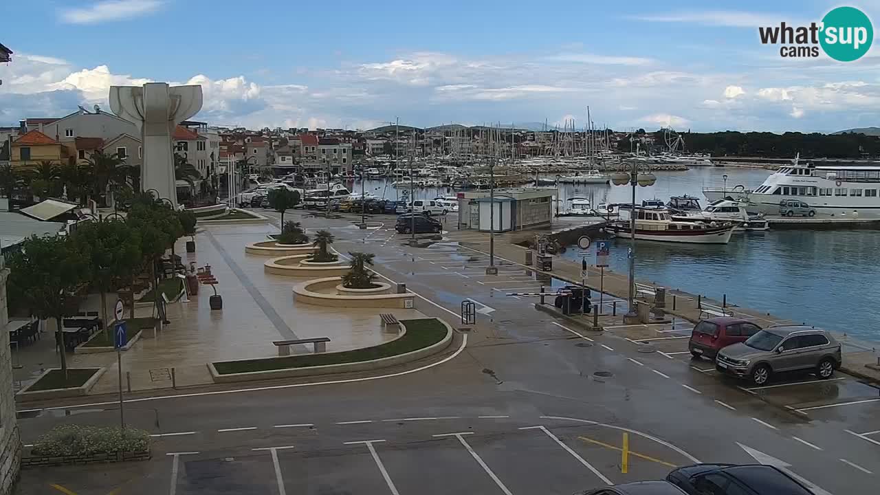 Vodice web kamera – marina i riva