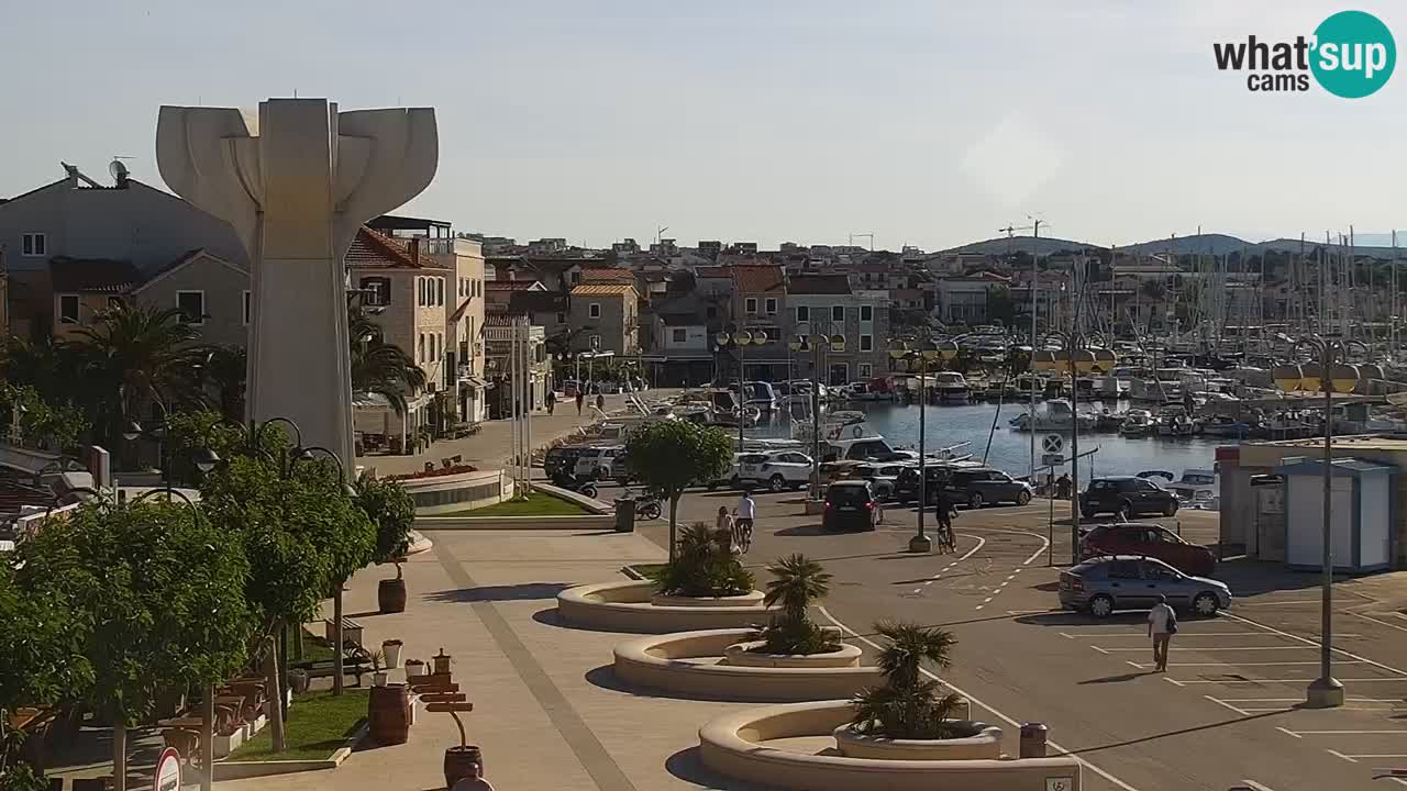Vodice spletna kamera – marina in riva