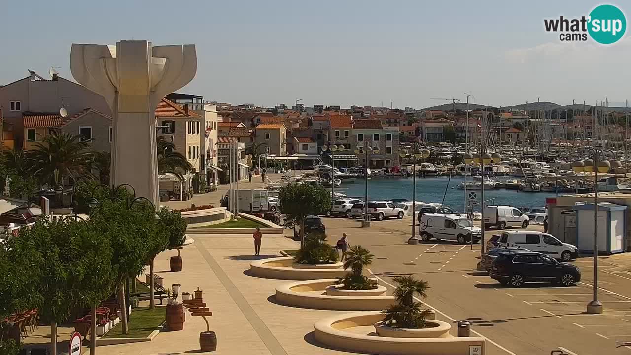 Vodice spletna kamera – marina in riva
