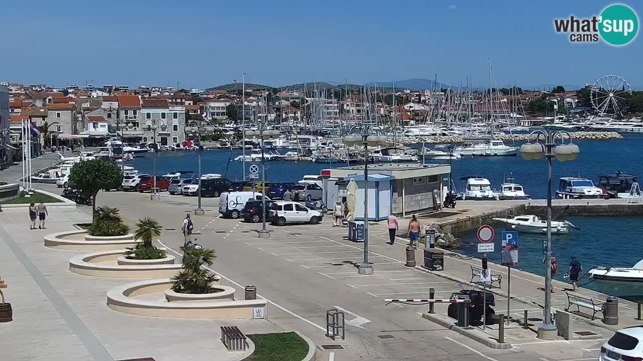 Vodice spletna kamera – marina in riva
