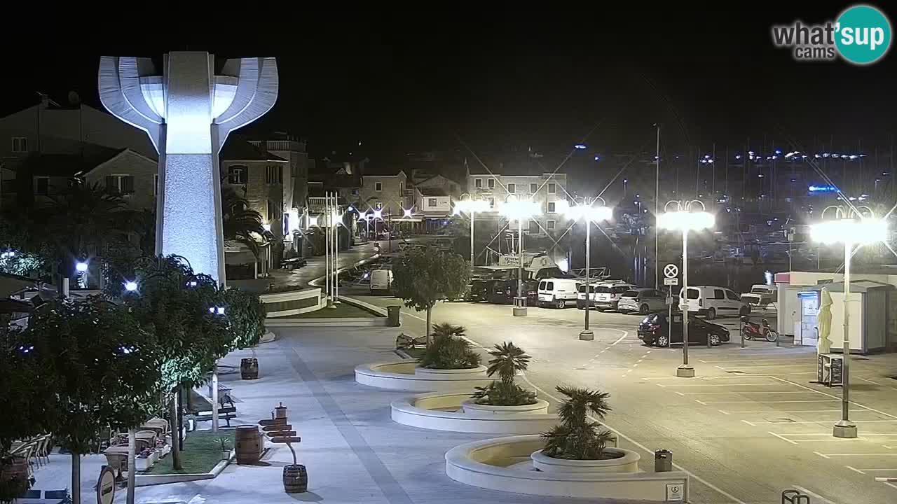 Vodice spletna kamera – marina in riva
