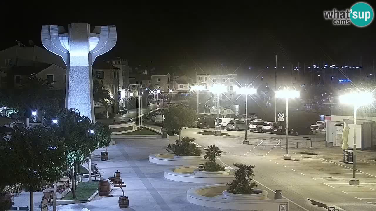 Vodice spletna kamera – marina in riva