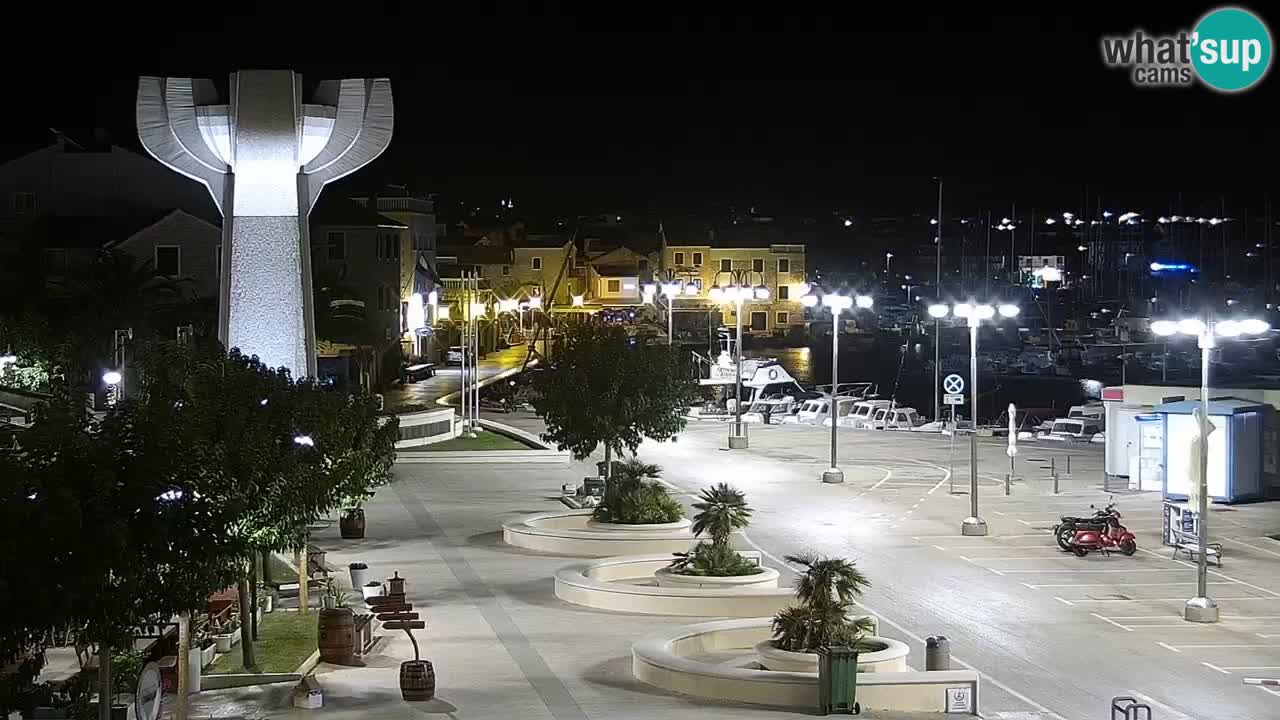 Vodice spletna kamera – marina in riva