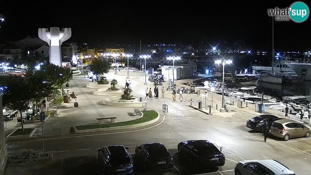 Vodice spletna kamera – marina in riva