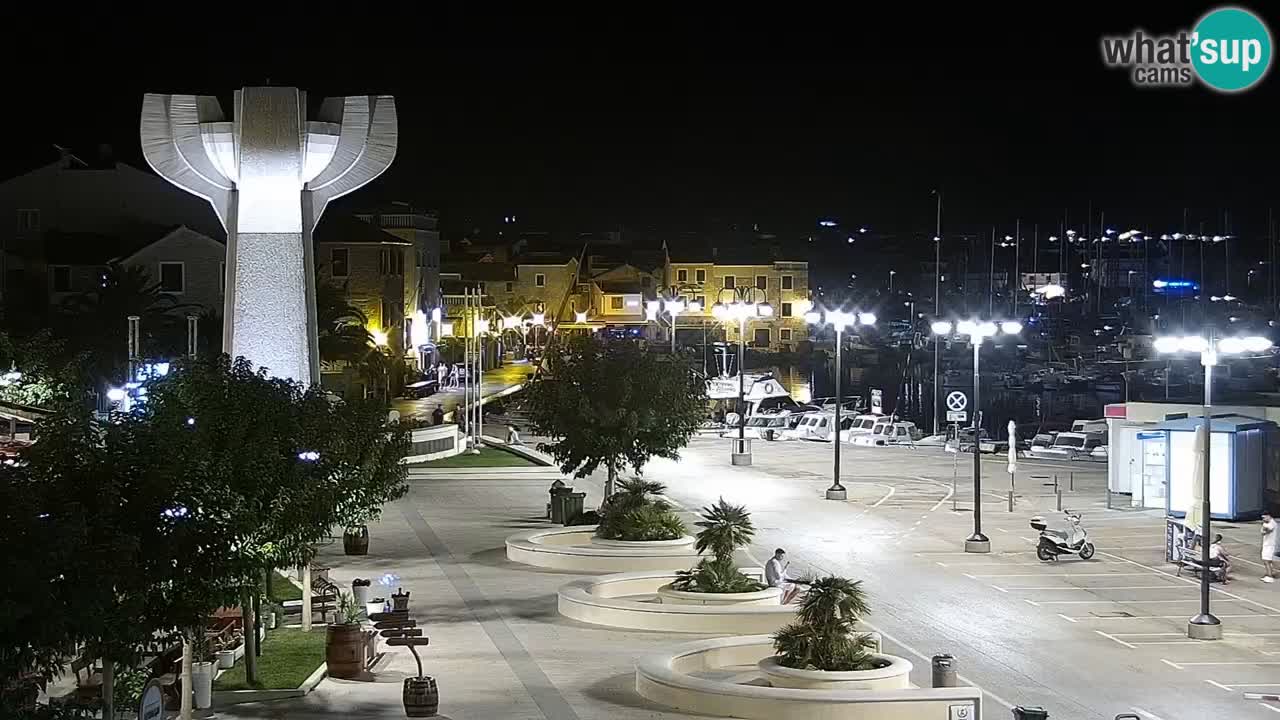 Vodice spletna kamera – marina in riva