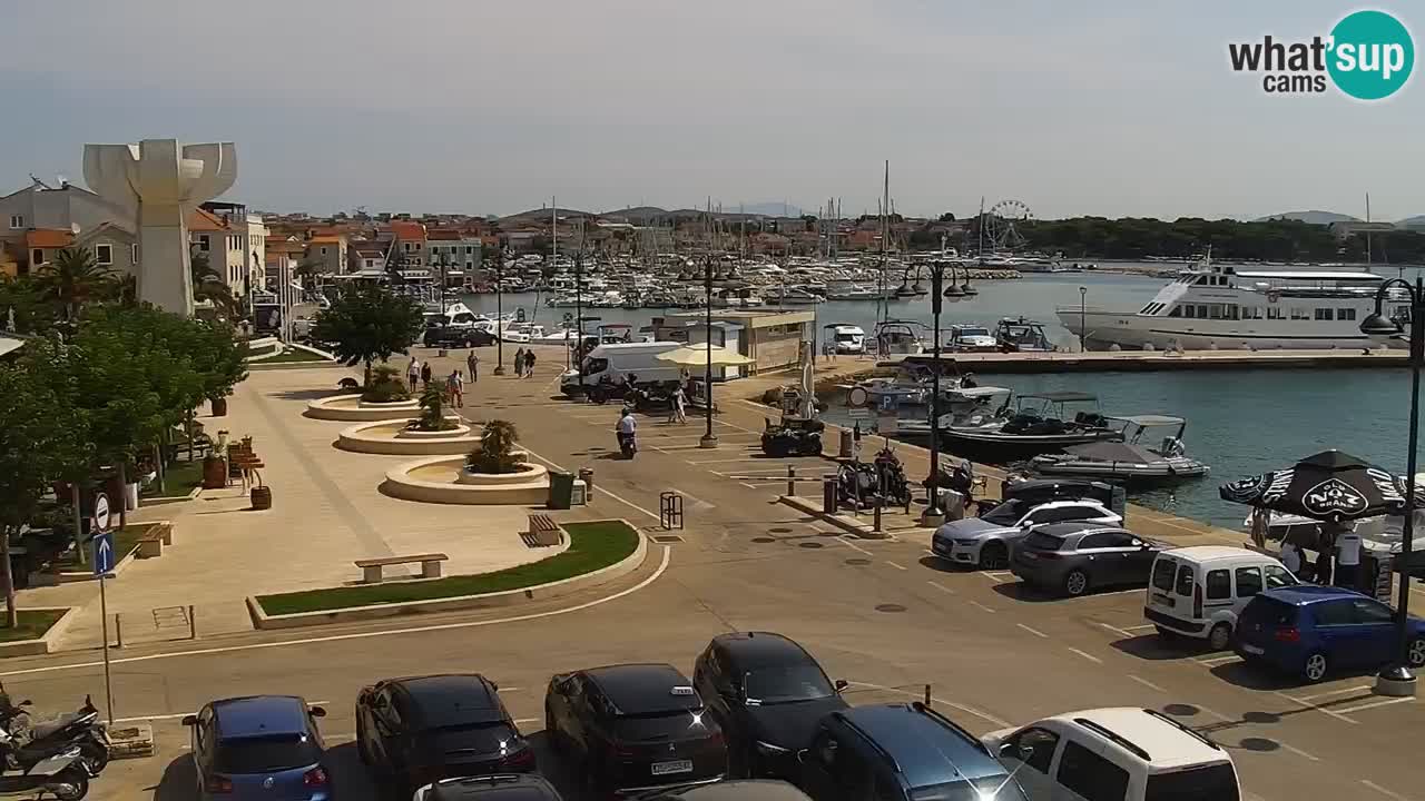 Vodice spletna kamera – marina in riva