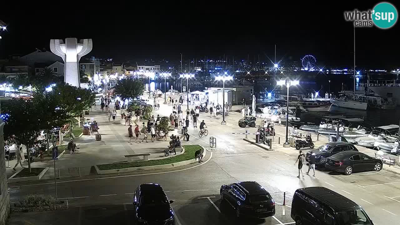 Vodice spletna kamera – marina in riva