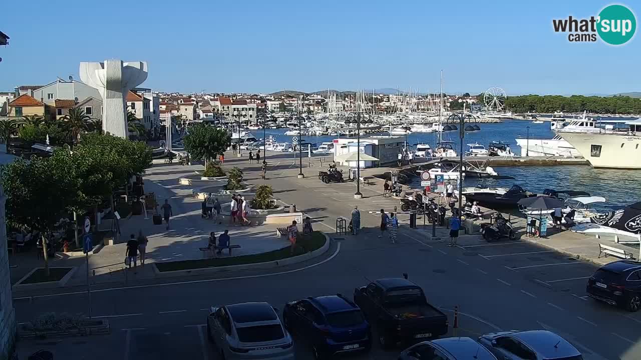 Vodice web kamera – marina i riva