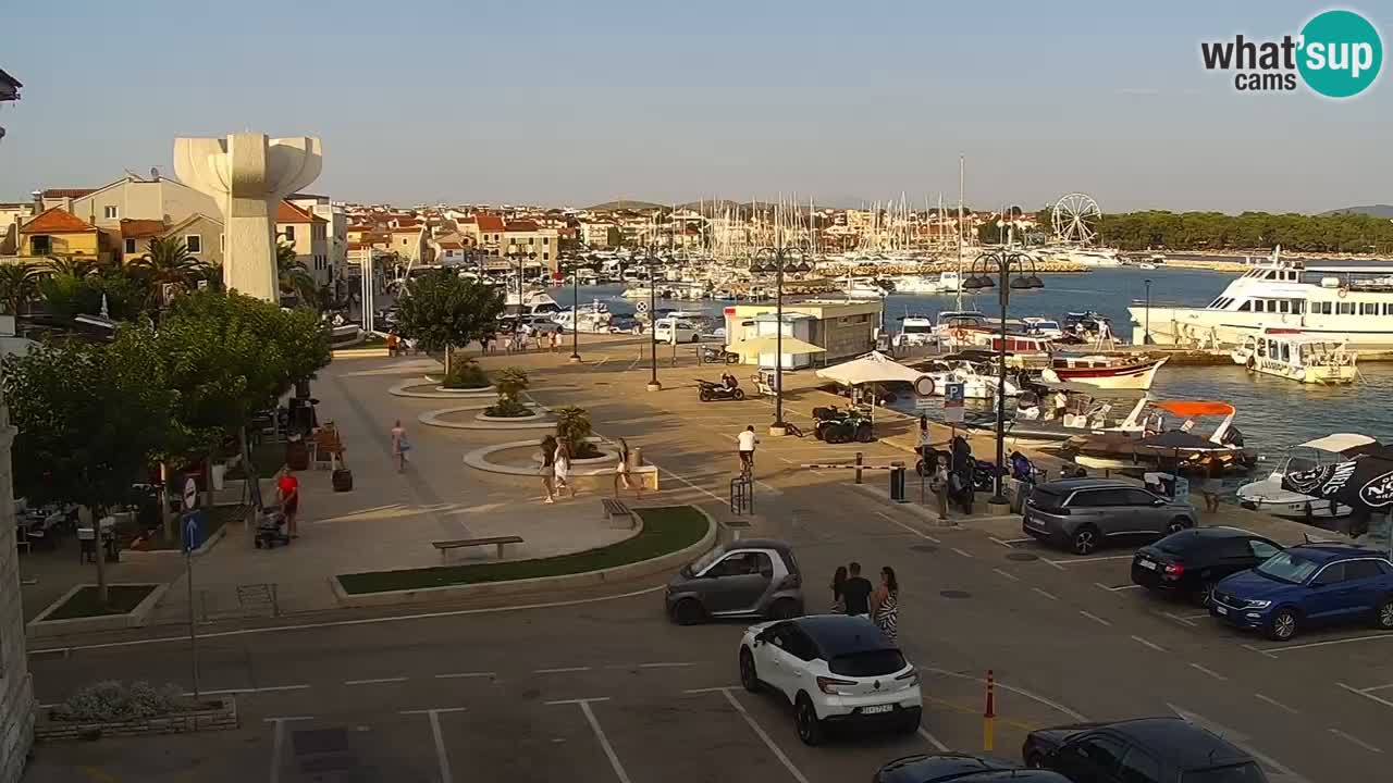Vodice web kamera – marina i riva