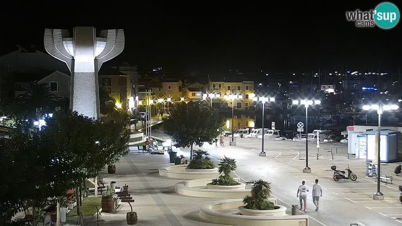 Vodice spletna kamera – marina in riva