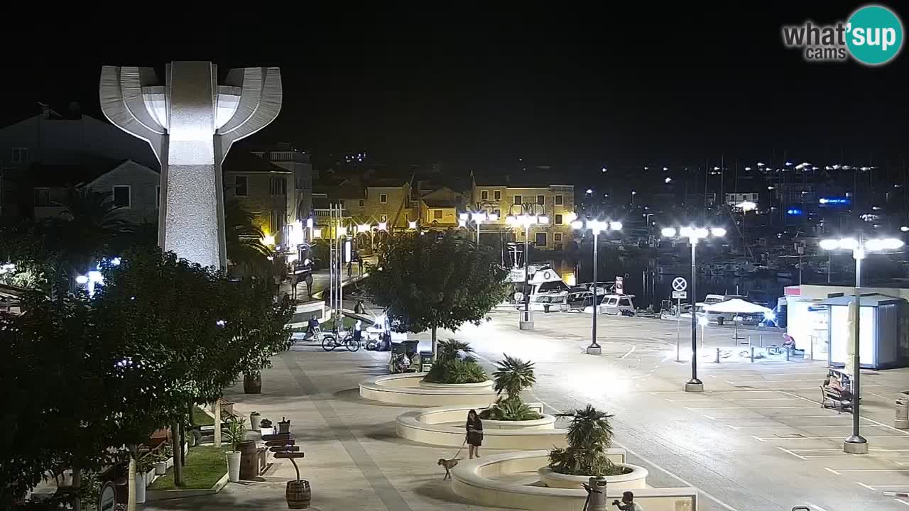 Vodice spletna kamera – marina in riva