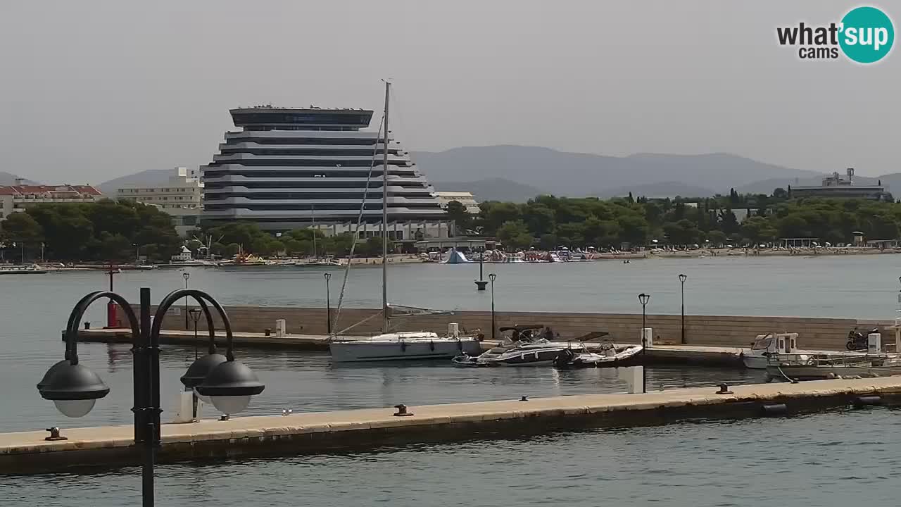 Vodice spletna kamera – marina in riva
