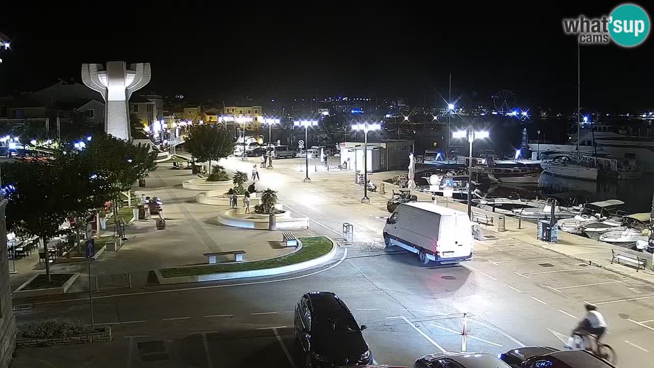 Vodice spletna kamera – marina in riva