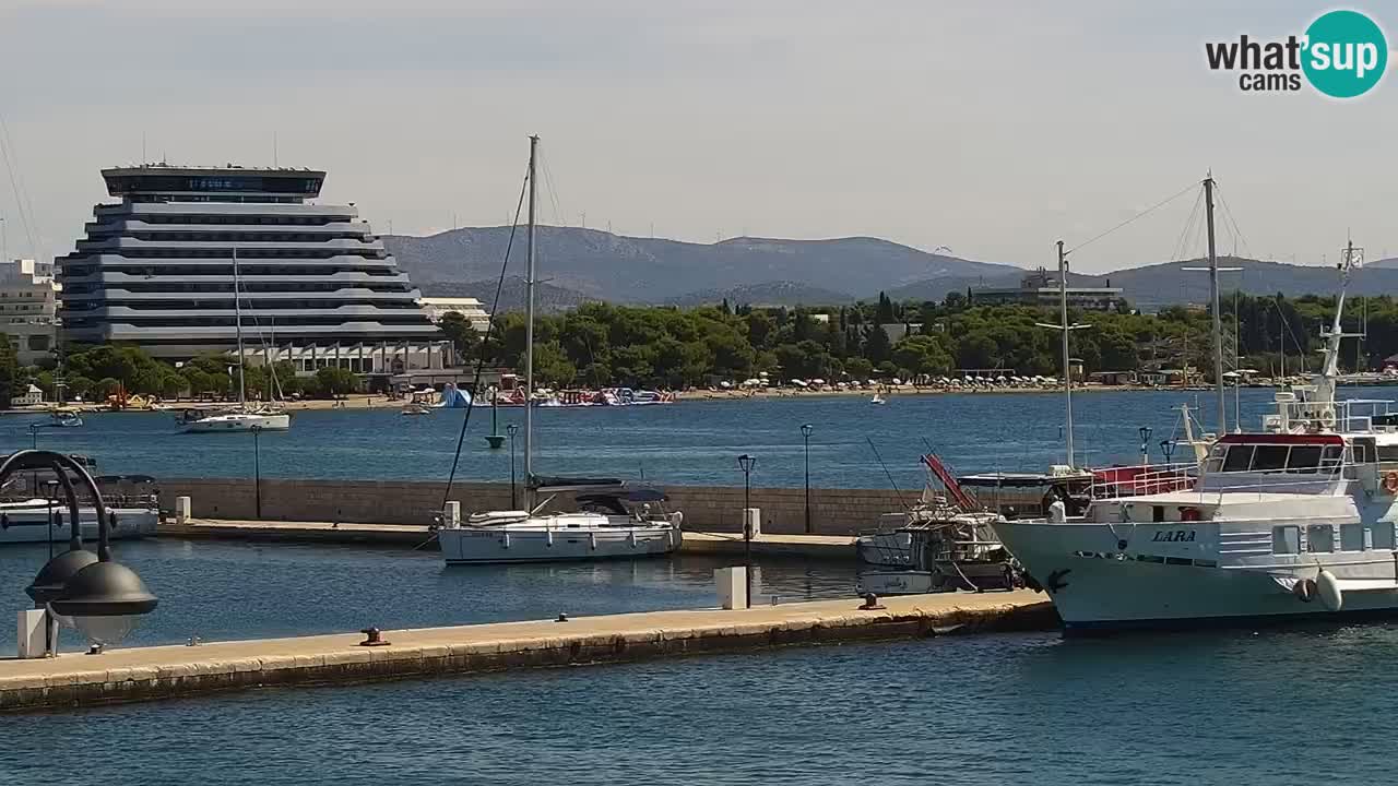 Vodice spletna kamera – marina in riva