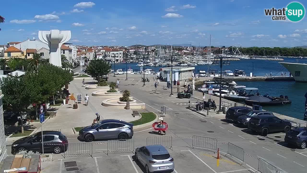 Vodice spletna kamera – marina in riva