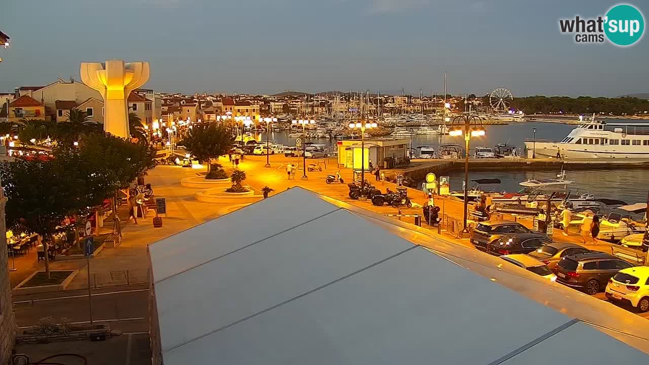 Vodice web kamera – marina i riva