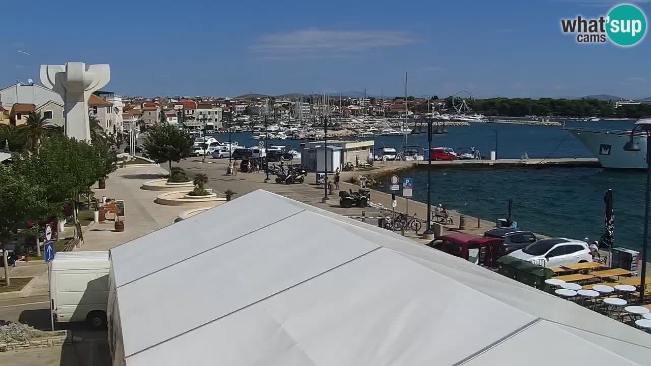 Vodice spletna kamera – marina in riva