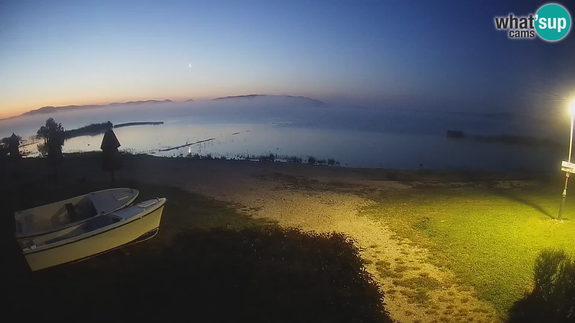 Lake Vransko jezero webcam
