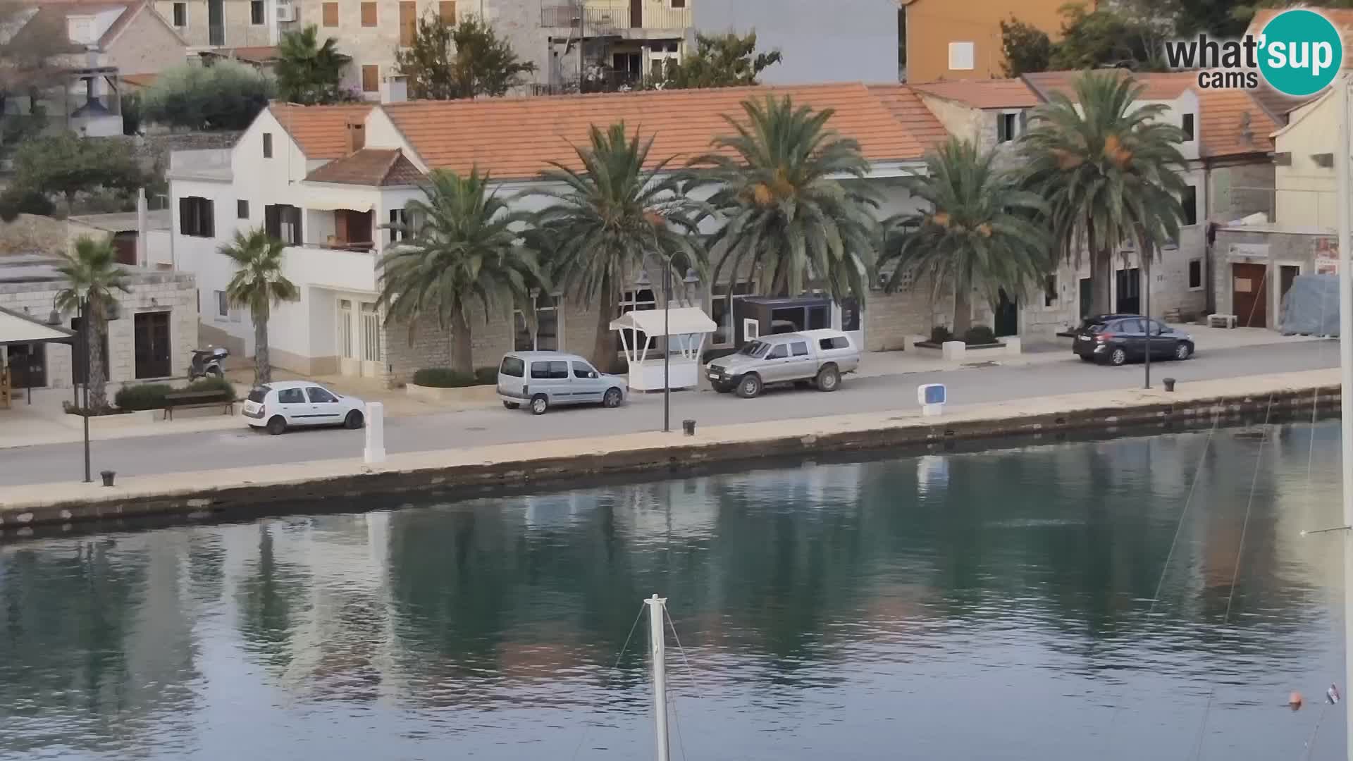 Kamera Hvar Vrboska marina | | Dalmacija