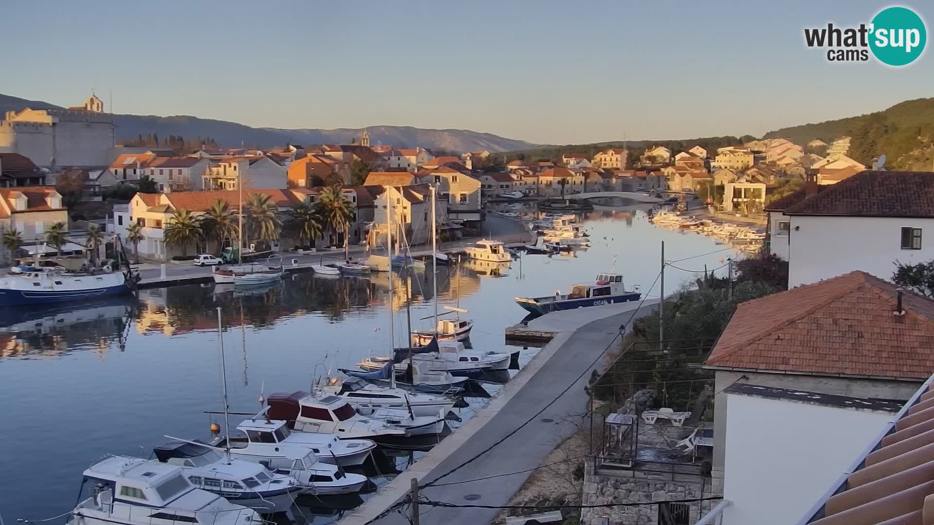 Kamera Hvar Vrboska marina | | Dalmacija