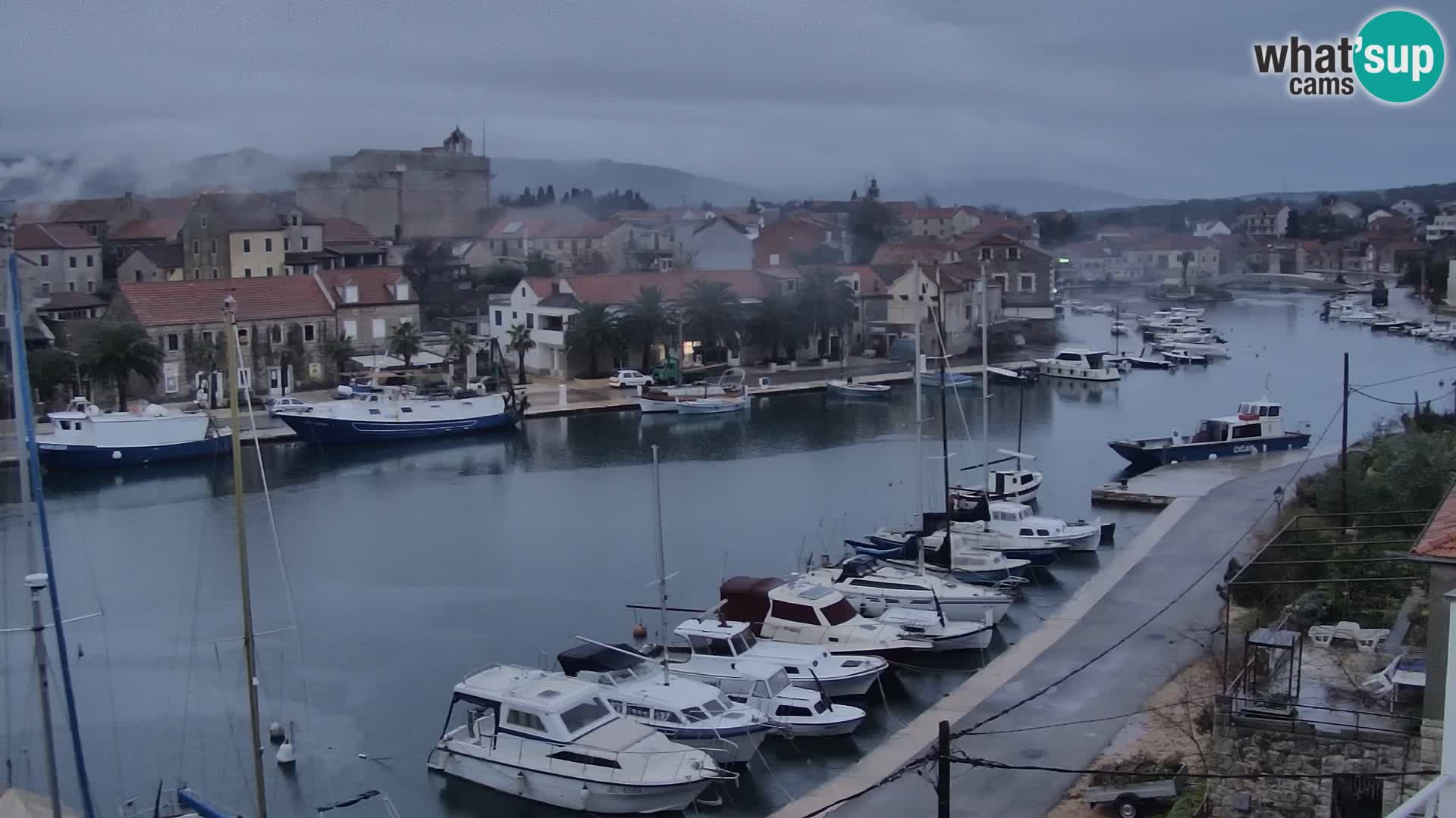 Kamera Hvar Vrboska marina | | Dalmacija